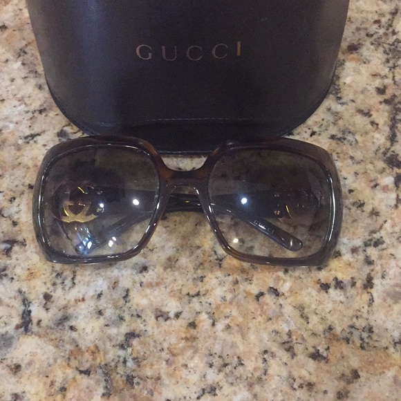 Gucci Accessories - Tortoise Gucci sunglasses